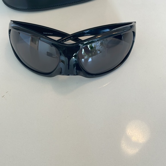 Balenciaga Skin Cat XXL Winter 23 Runway Sunglasses - Picture 2 of 5